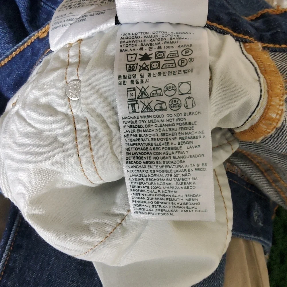 Levi Men's 501 Blue Jeans Size W25 L32